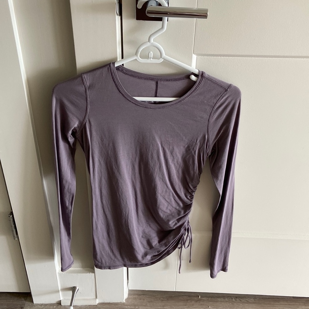 Long sleeve yoga top